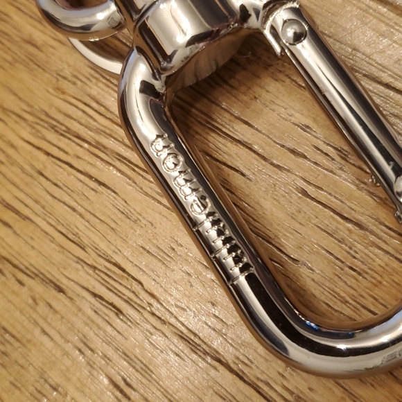 New Lululemon Pastel Pink Never Lost Keychain - Picture 4 of 7